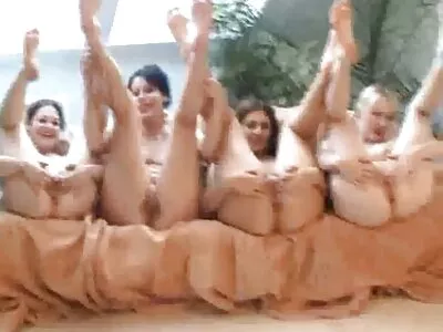 Hai dâm đãng chơi với nhau tại những phòng phim xet nhat ban moi tập thể dục