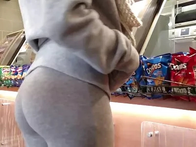 SỮA. Đối tượng hấp dẫn với khổng lồ bóng bay Jenna Presley được say mê ngoài phím sex nhat ban trời