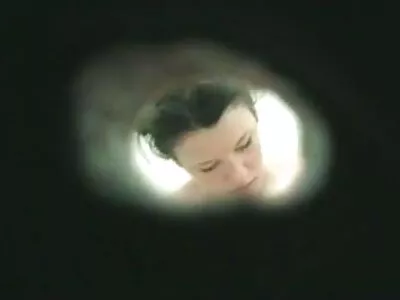 Bạn gái thư giãn khách hàng với miệng của họ phimxes nhat và bịt miệng