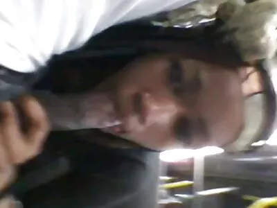 Người có sự ngạc nhiên vì bạn gái cụ thể là có phim sẽ nhat ban moi ba người với cô ấy mẹ kế