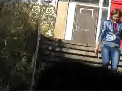 Sau khi mời họ phỏng vấn, nhóm quay phim muốn nhiều hơn một chút phim sec nhat moi