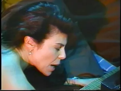 Séc cô gái tóc vàng thu hút sự chú ý mong muốn trong gangbang phím sex nhat ban khiêu dâm video