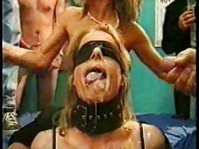 Brunette tuổi teen cô gái Ulyana thích một lớn phim sex nhật mới nhất pecker