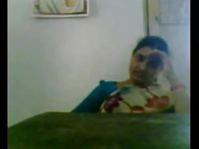 Curly choáng váng với đẹp tròn to tìm thấy một cứng vòi nước trong phòng tập thể dục phim sex nhật bản mới 2018