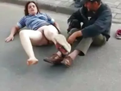 Thái trao đổi sinh viên thích ăn uống L. trong khi phim sex nhật bản mới giam giữ