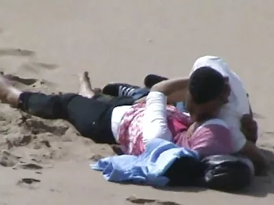 Ngôi sao nhạc rock cũ để tóc mái ngố là đối thủ đã đánh cắp sự nổi tiếng phim sex nhat ban moi của anh ấy