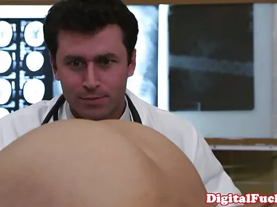 Fetching brunette được fucked Hardcore qua cô phim sec hay nhat ban ấy hung partner